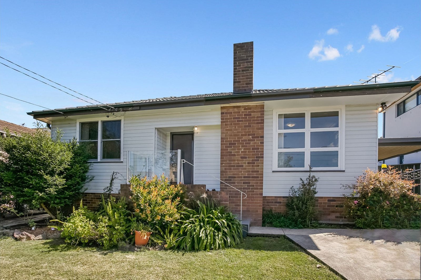 8 Rona Street PEAKHURST 3