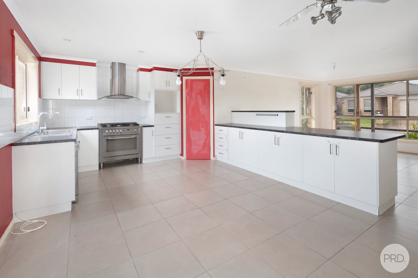 8 Rorey Street DELACOMBE 2