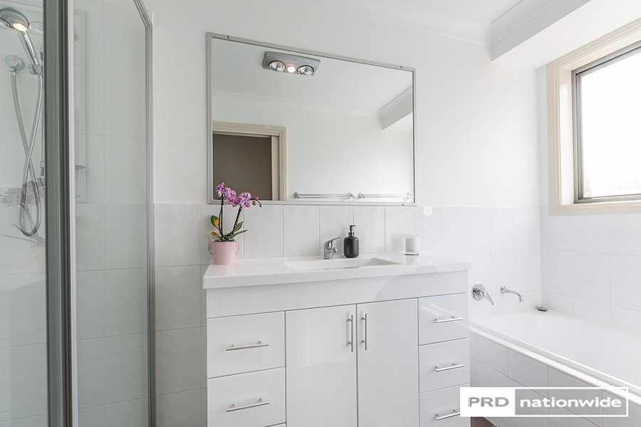 8 Rosella Avenue TAMWORTH 15