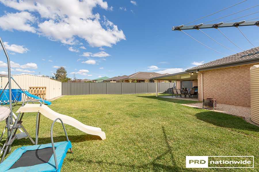 8 Rosella Avenue TAMWORTH 20