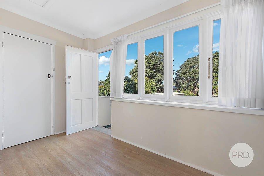 8 Rosemont Avenue MORTDALE 4
