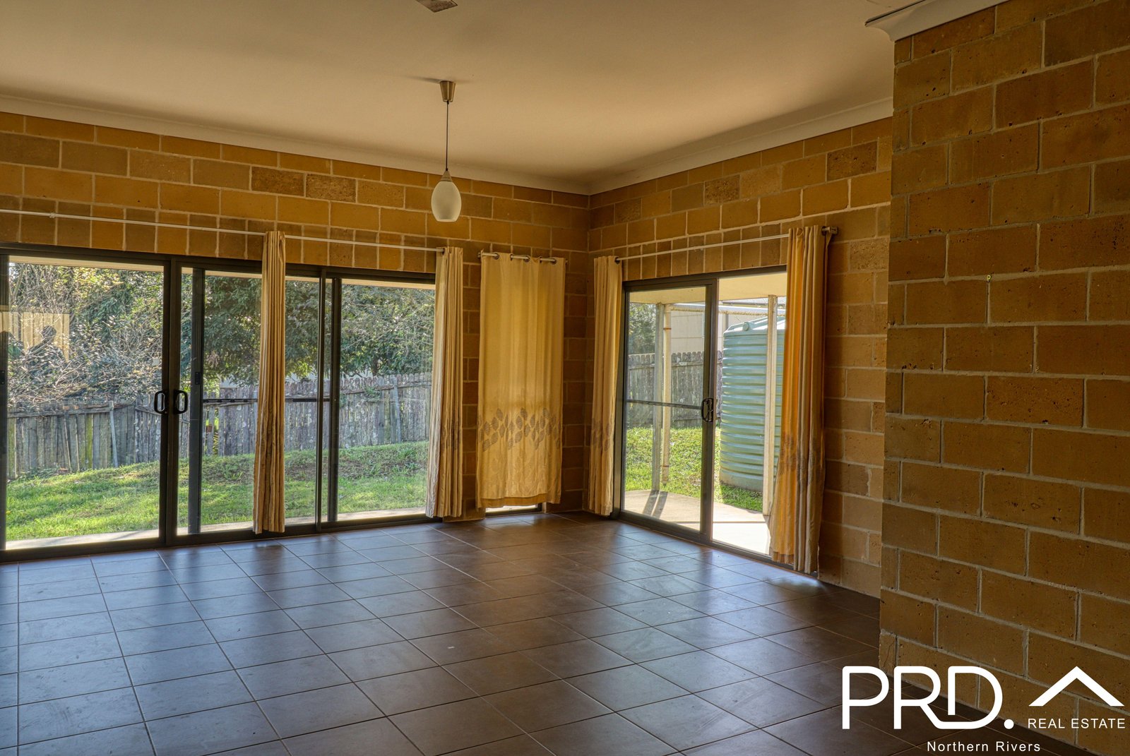 8 Rosewood Place KYOGLE 3