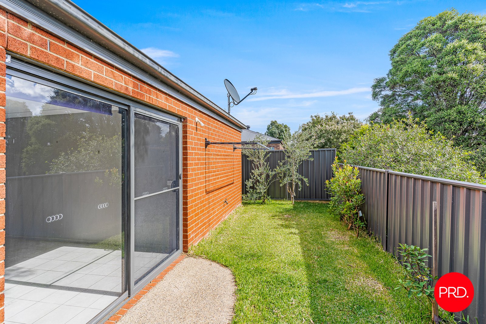 8 Rothschild Close EPSOM 12