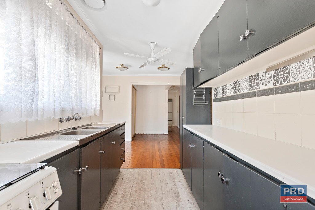 8 Roy Court CALIFORNIA GULLY 2