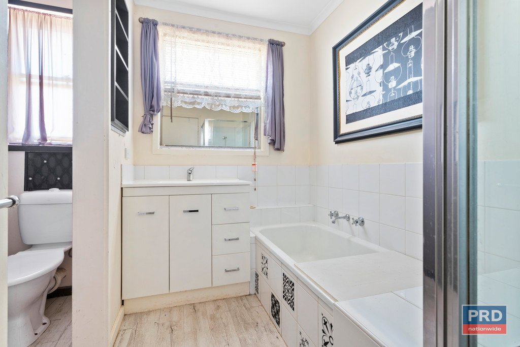 8 Roy Court CALIFORNIA GULLY 7