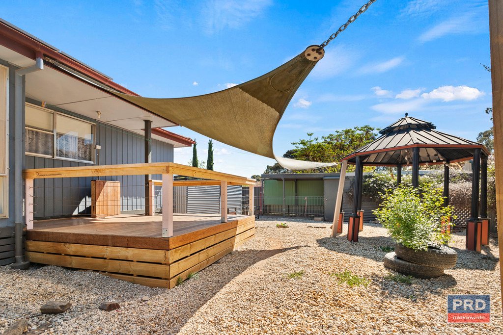 8 Roy Court CALIFORNIA GULLY 9