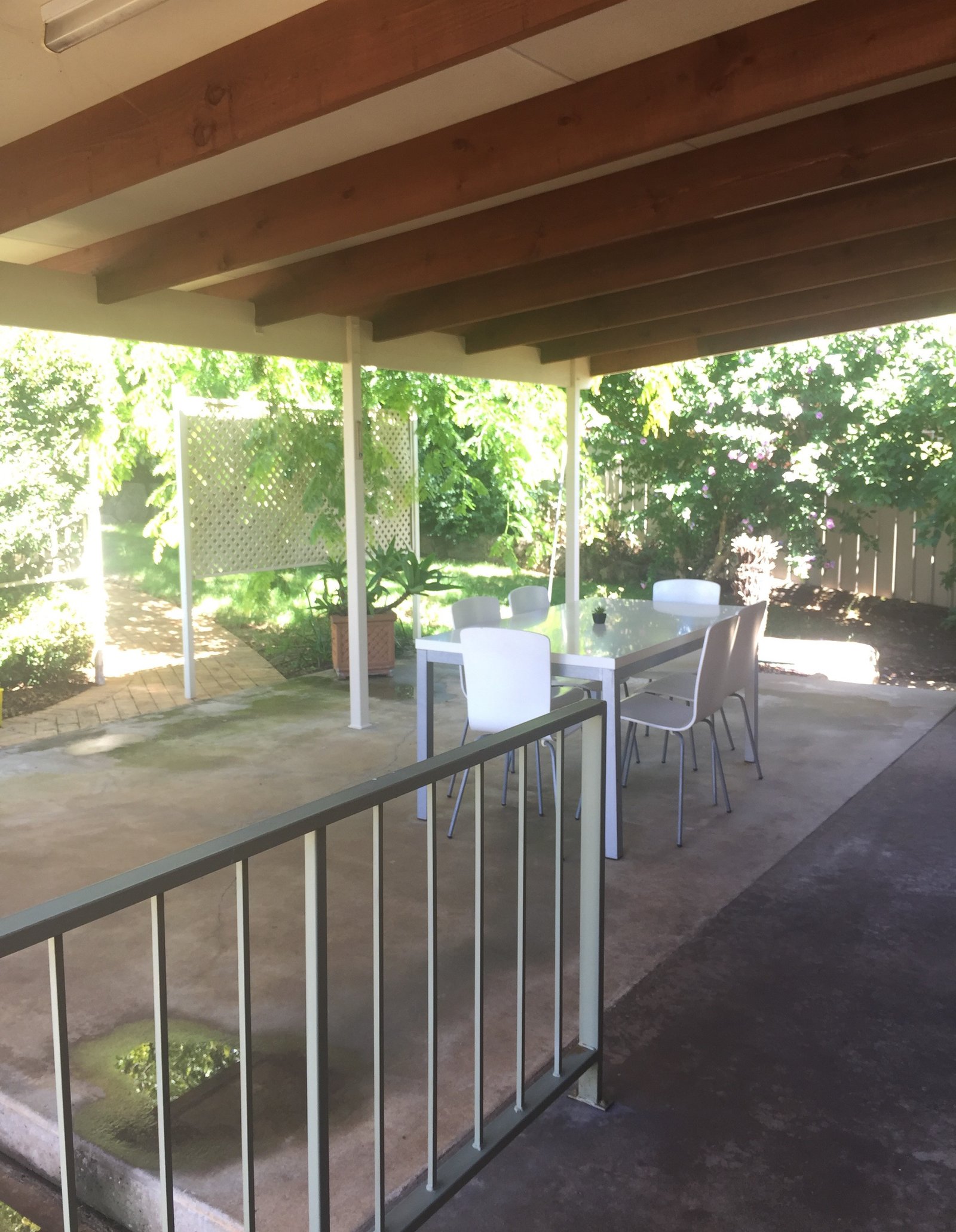 8 Royden Close BATLOW 4