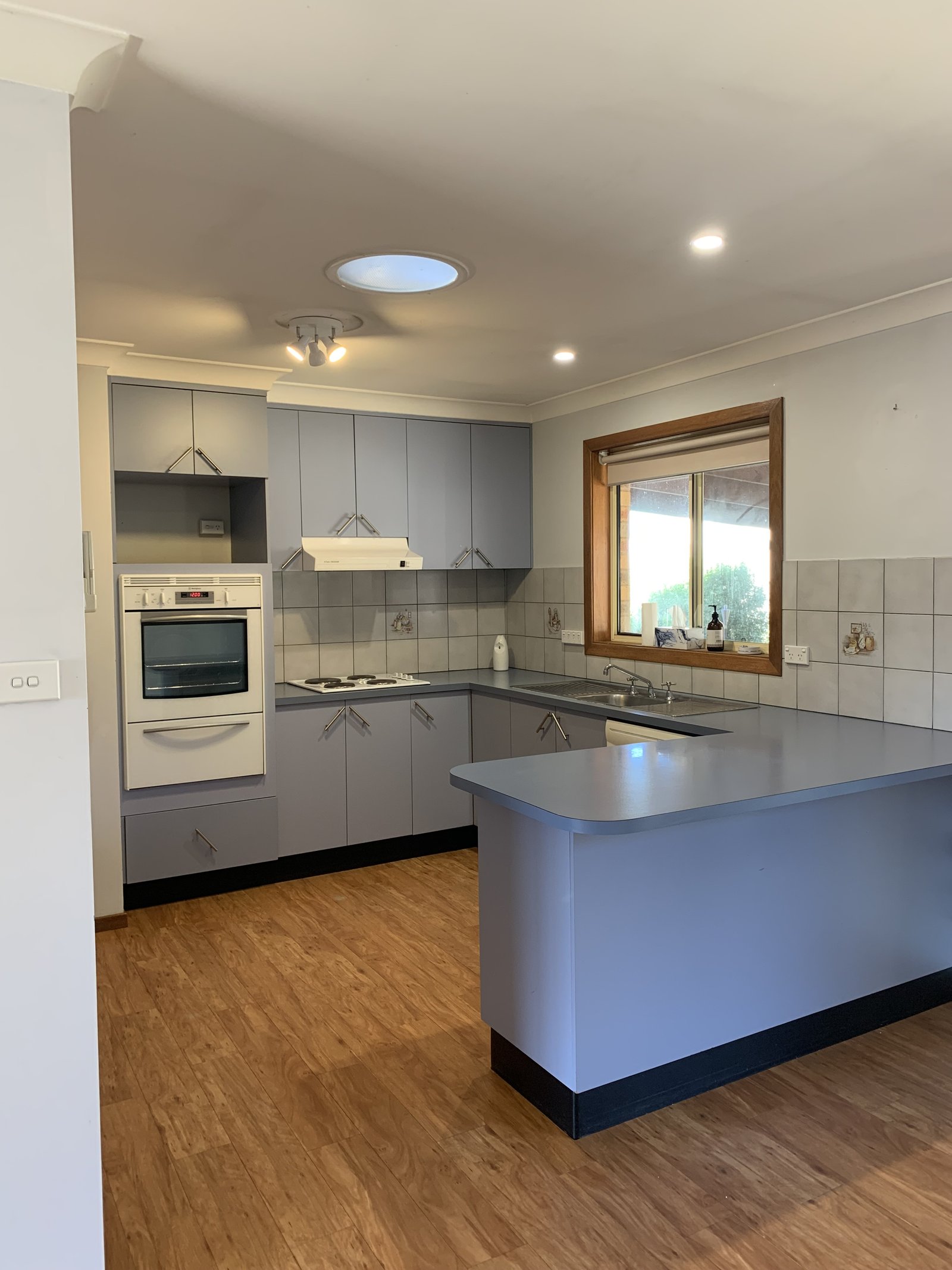 8 Royden Close BATLOW 4