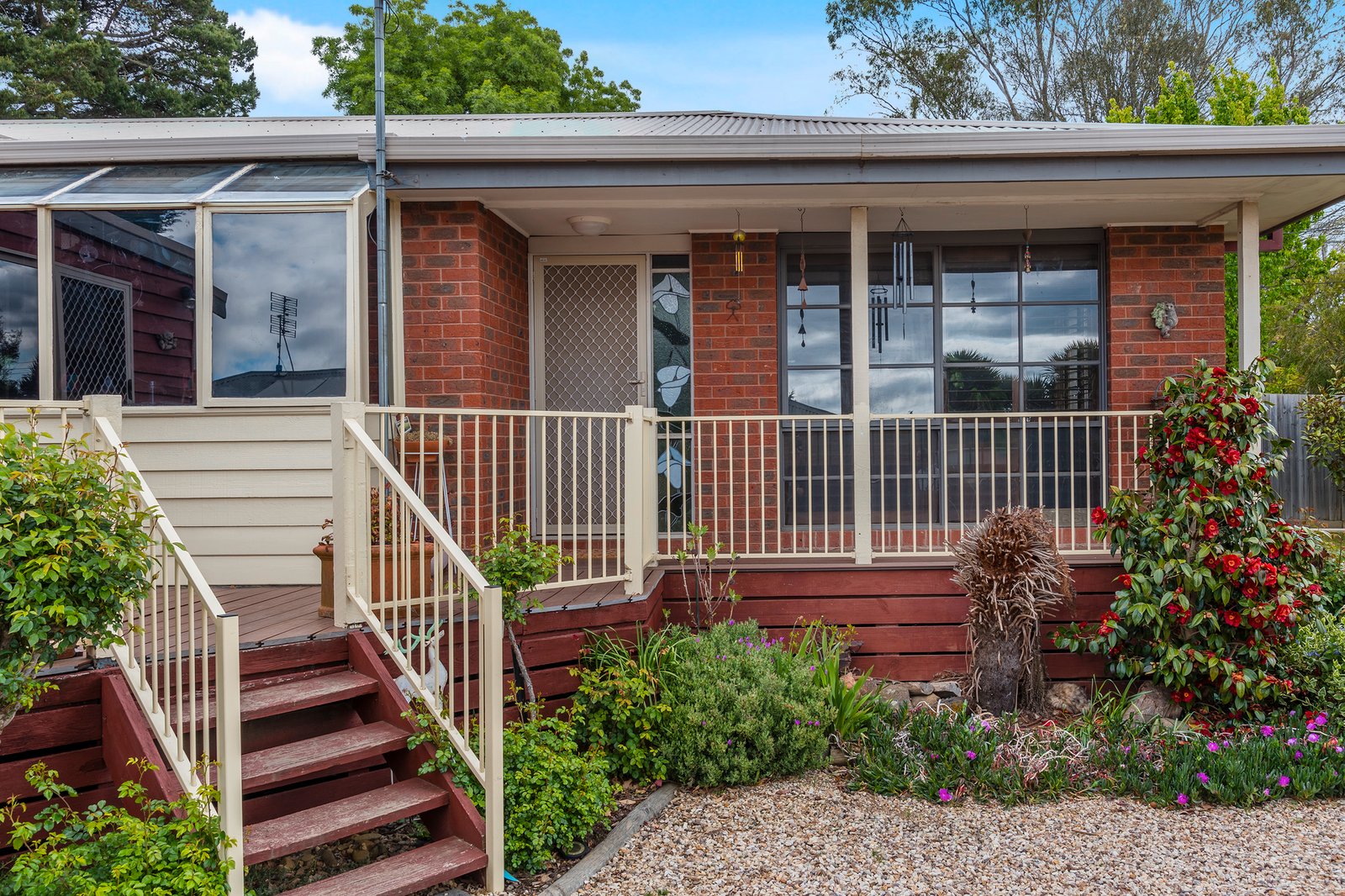 Real Estate and Property in 8 Russell Avenue, Woodend, VIC