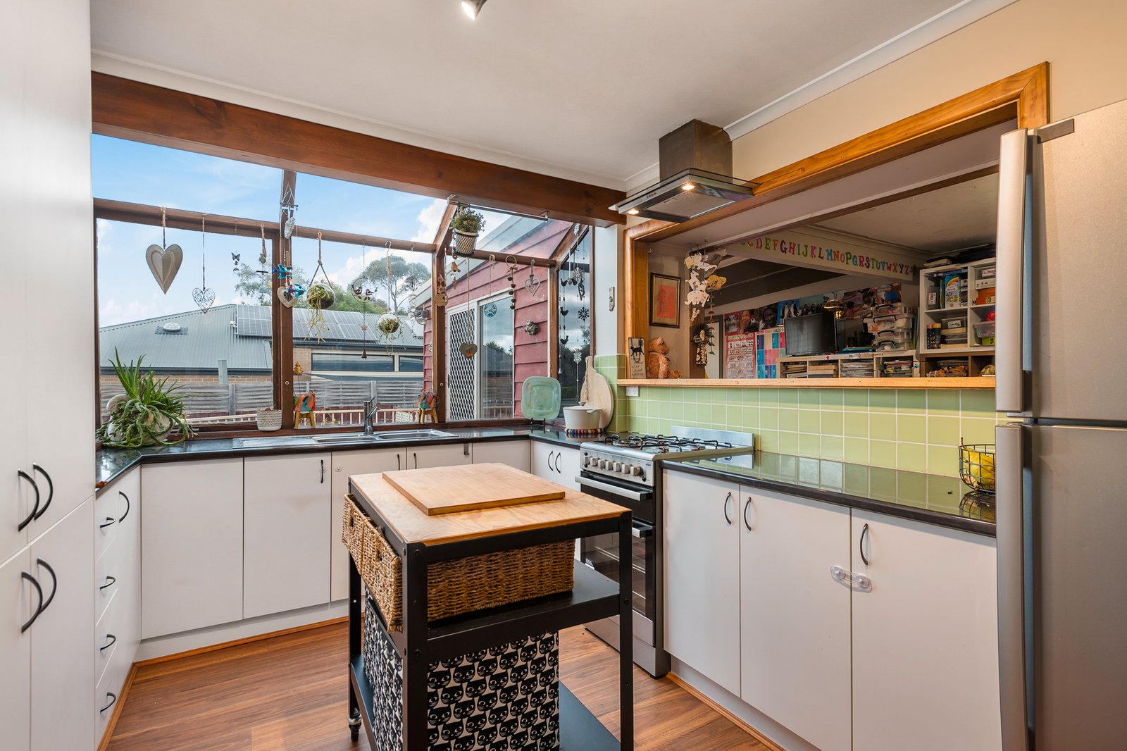 Real Estate and Property in 8 Russell Avenue, Woodend, VIC