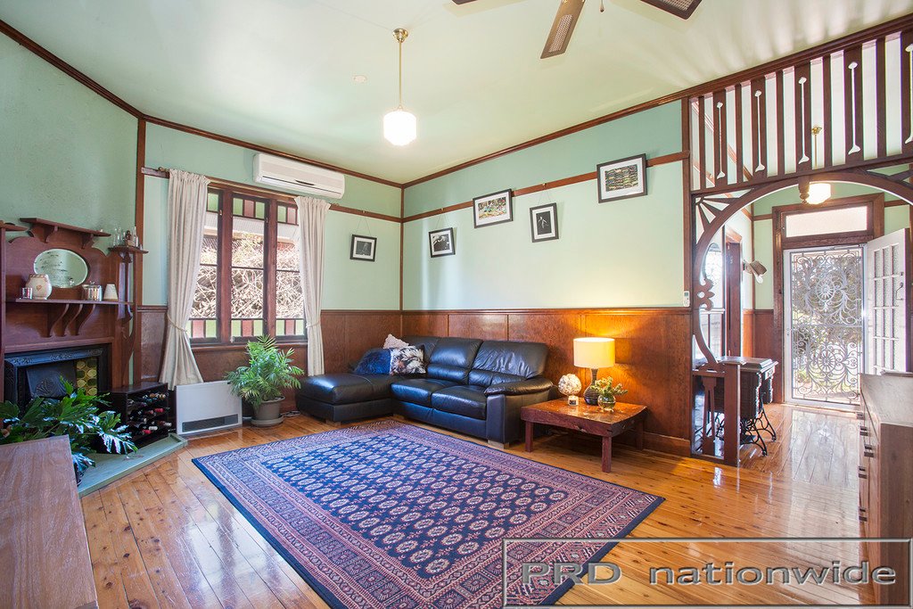 8 Russell St  BRANXTON 2