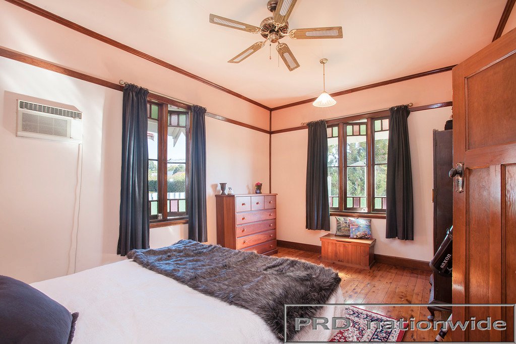 8 Russell St  BRANXTON 12
