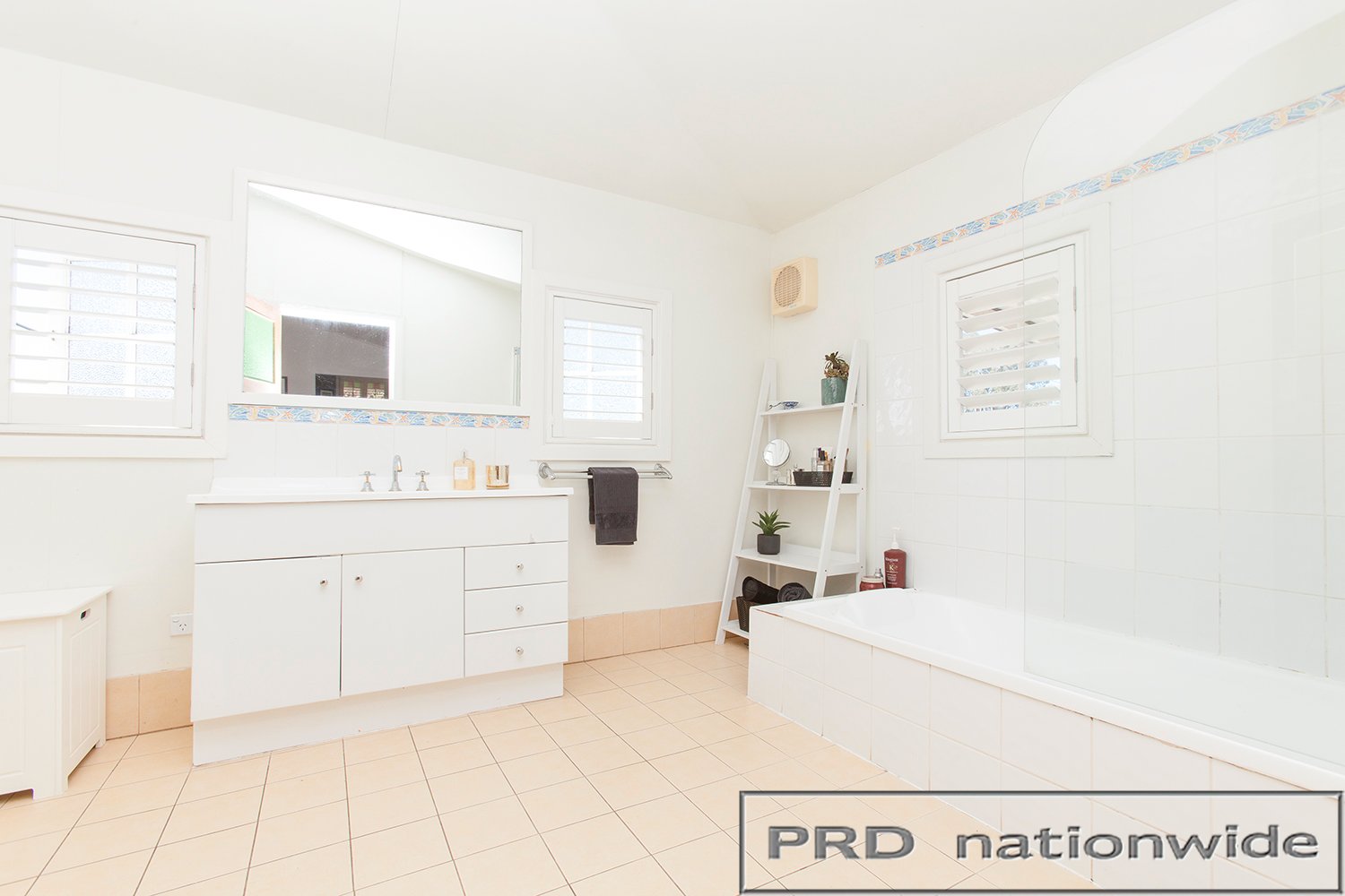 8 Russell St  BRANXTON 16
