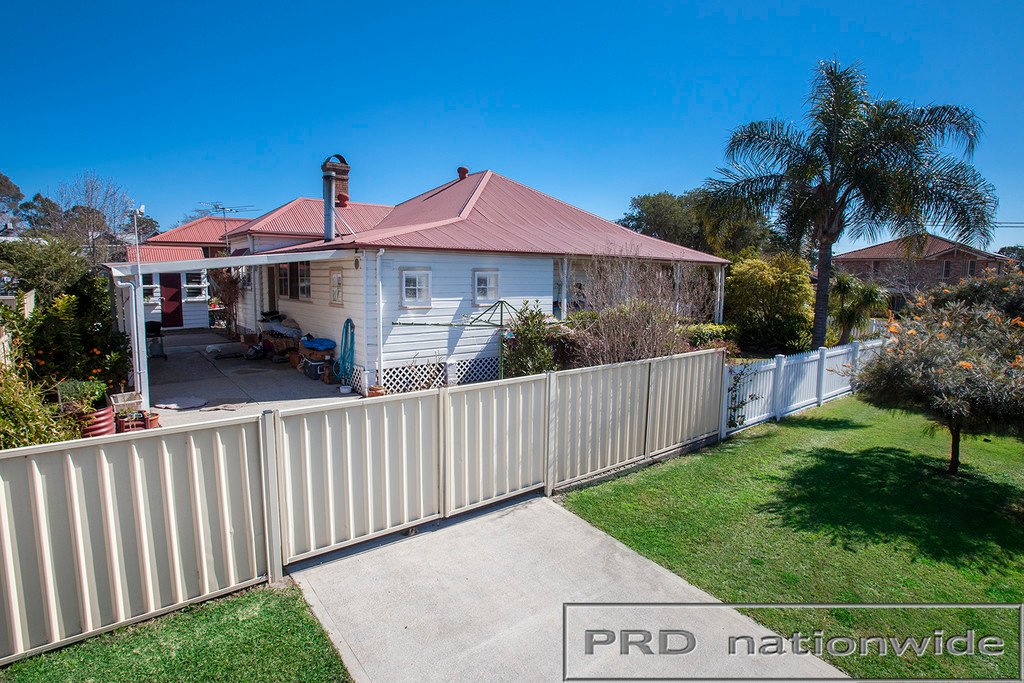 8 Russell St  BRANXTON 24