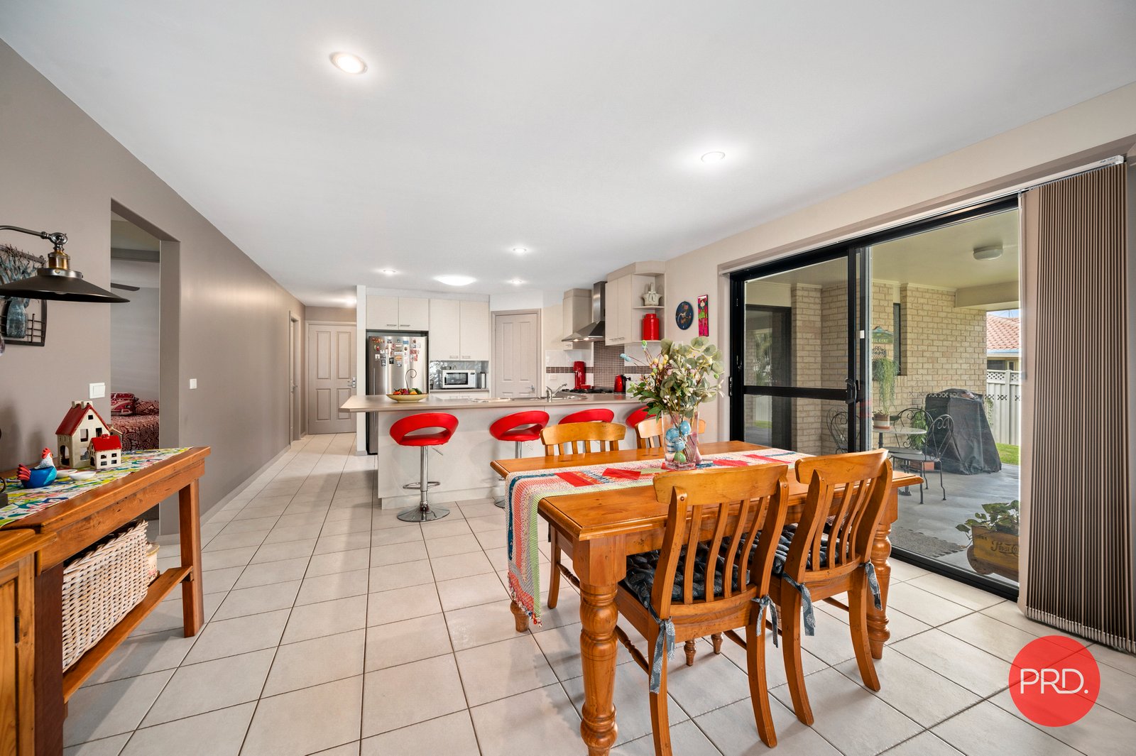 8 Rutland Street BONVILLE 9