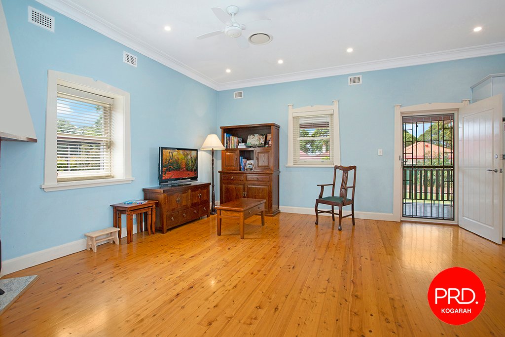 8 Salisbury Avenue BEXLEY 2