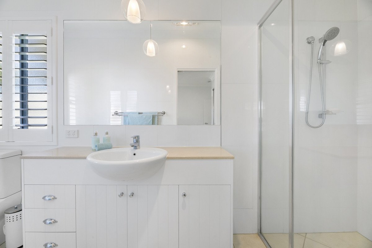 8 Samuel Drive TALLEBUDGERA 28