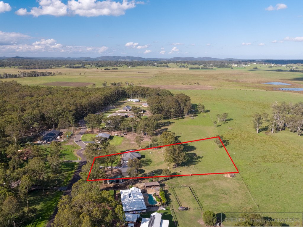 8 Sanctuary Pl  WALLALONG 3