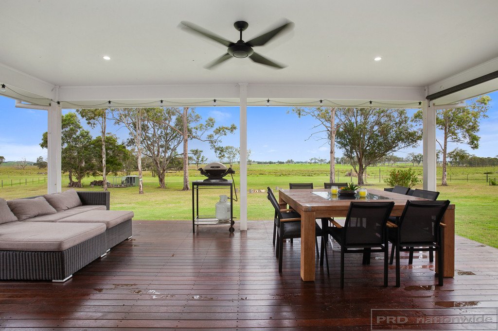 8 Sanctuary Pl  WALLALONG 18
