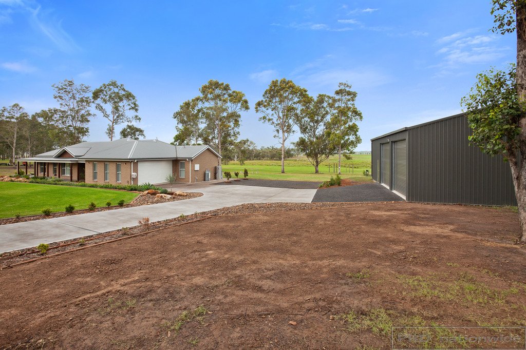 8 Sanctuary Pl  WALLALONG 22