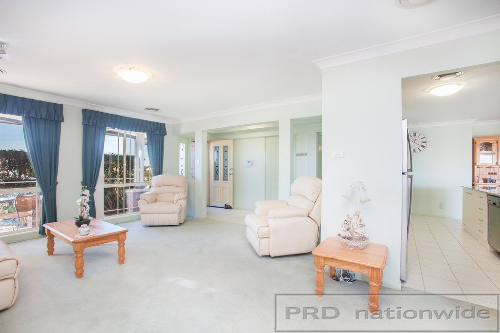 8 Sandalwood Avenue THORNTON 12