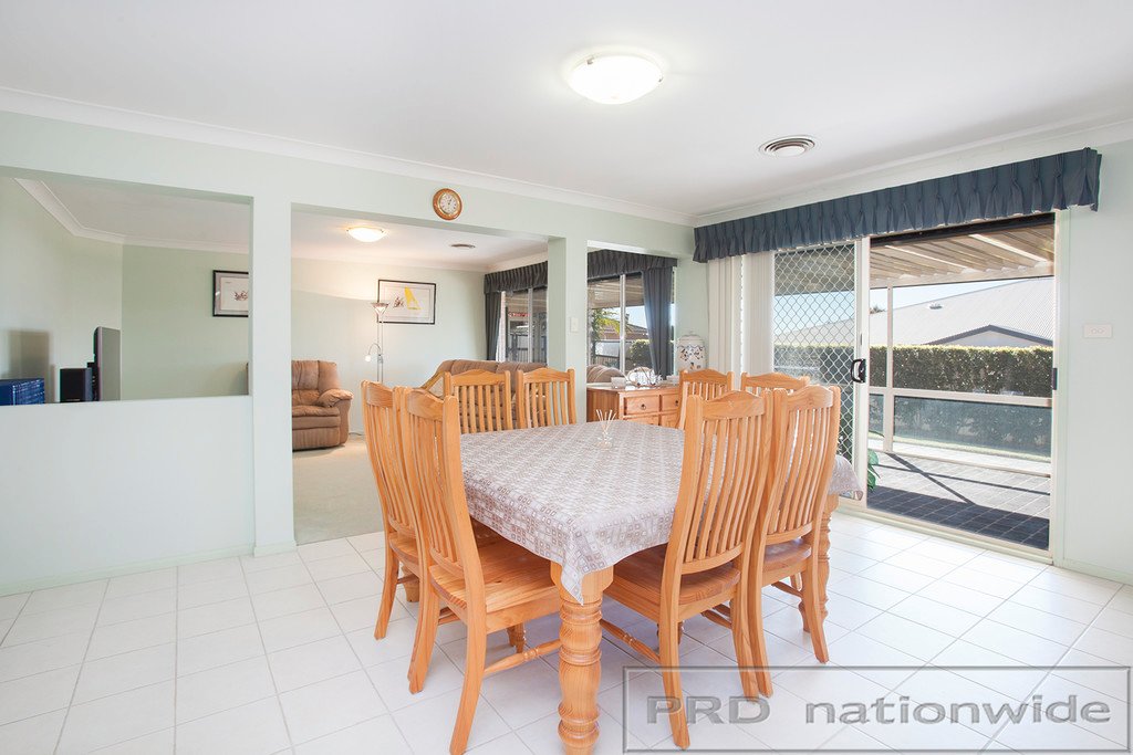 8 Sandalwood Avenue THORNTON 16