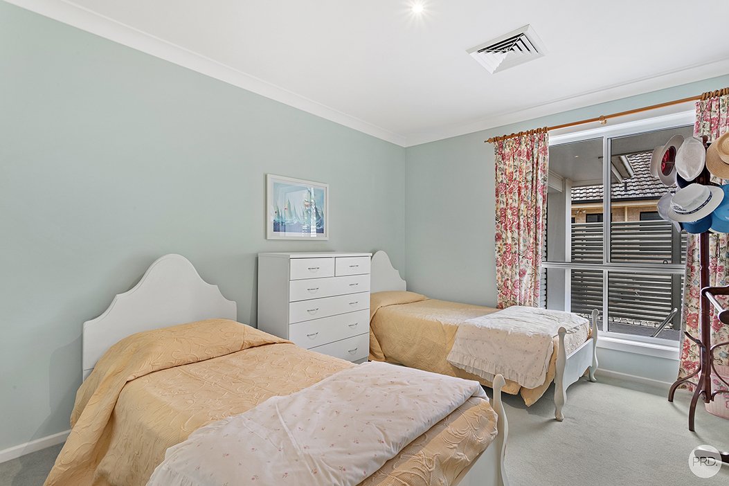 8 Sanderling Close SALAMANDER BAY 19