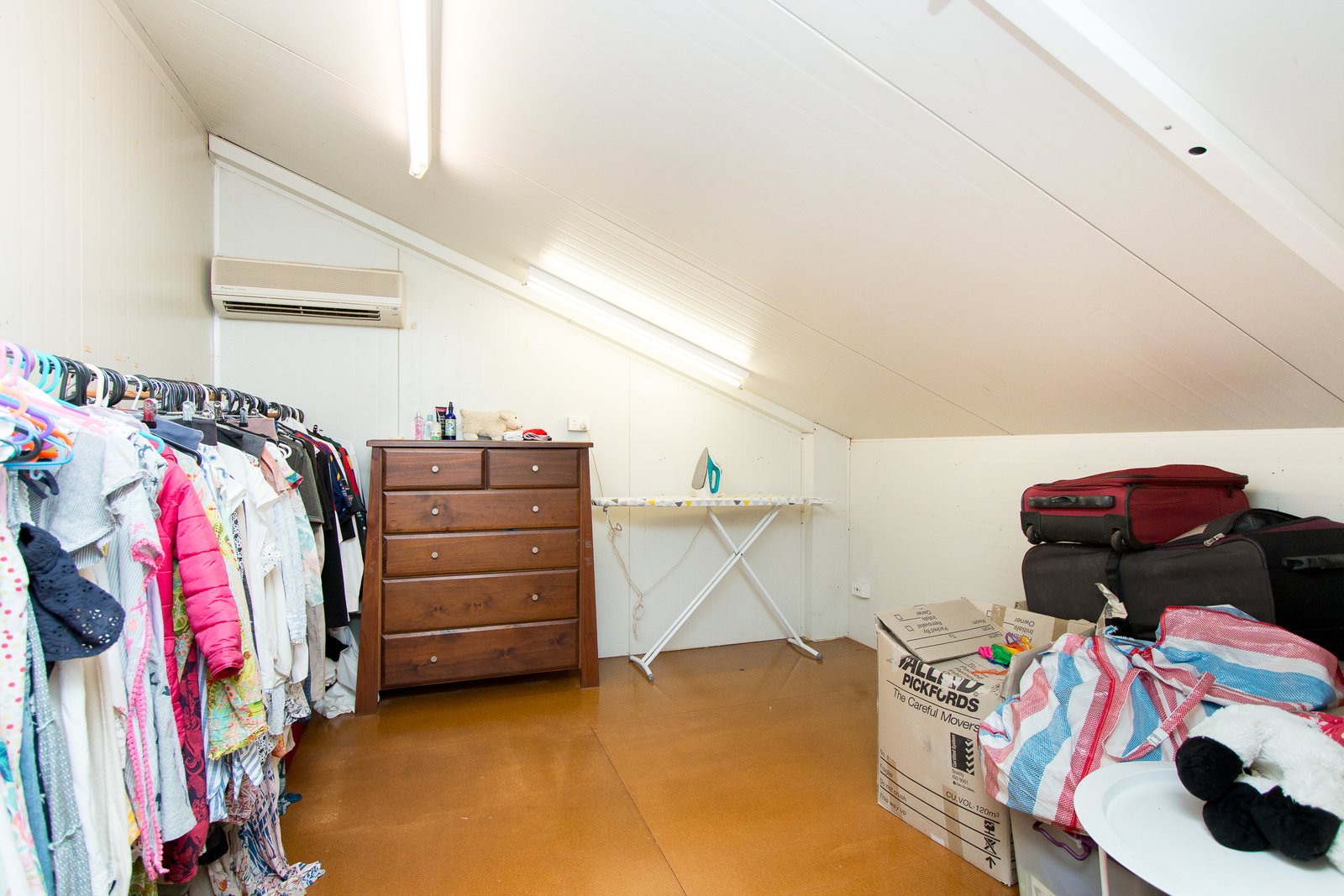 8 Sands Street BILINGURR 16