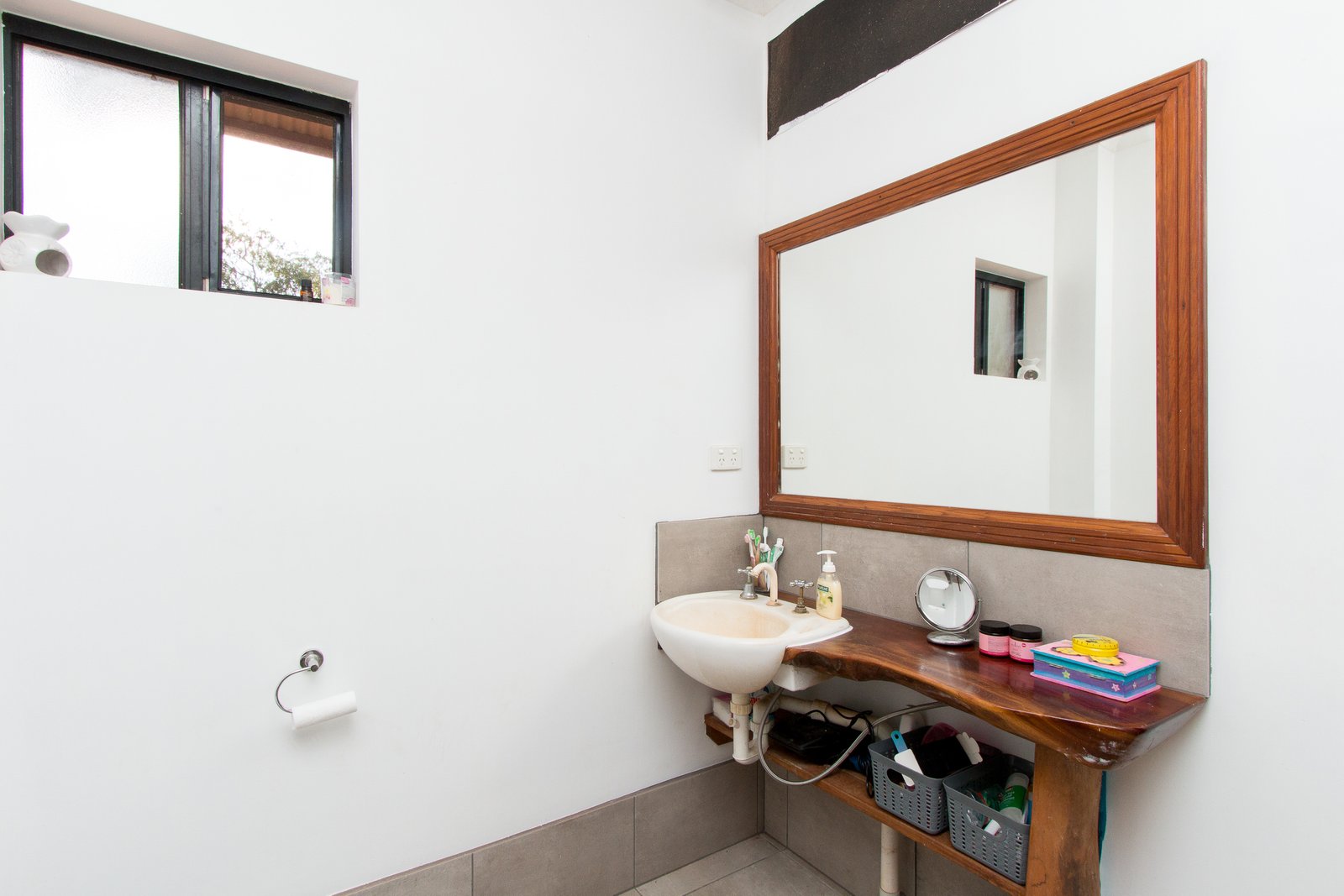 8 Sands Street BILINGURR 26