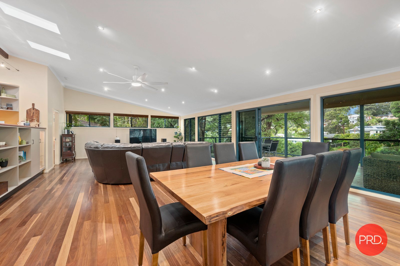 8 Sandy Beach Road KORORA 7