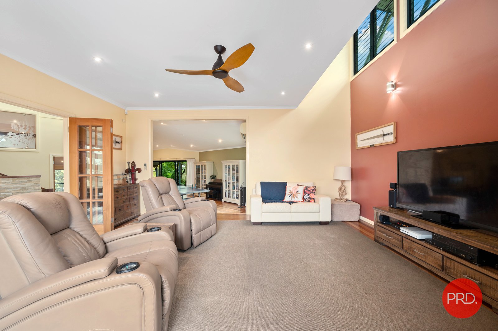 8 Sandy Beach Road KORORA 14