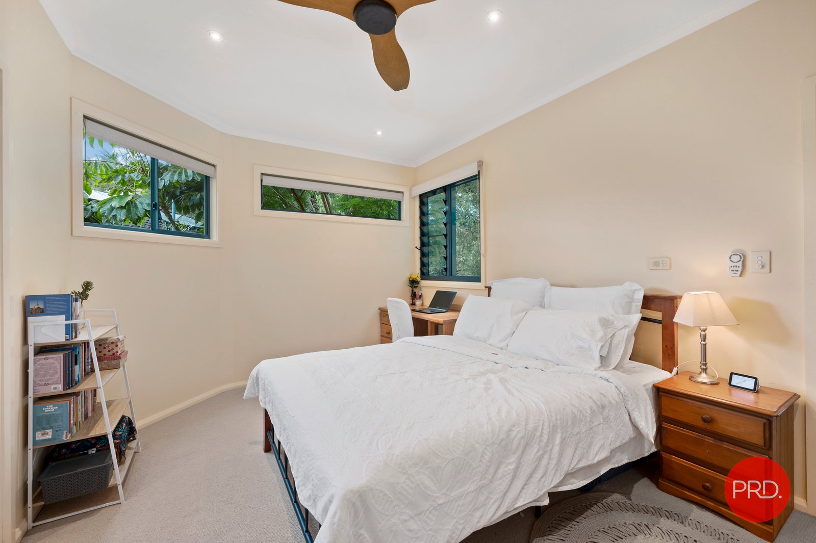 8 Sandy Beach Road KORORA 18