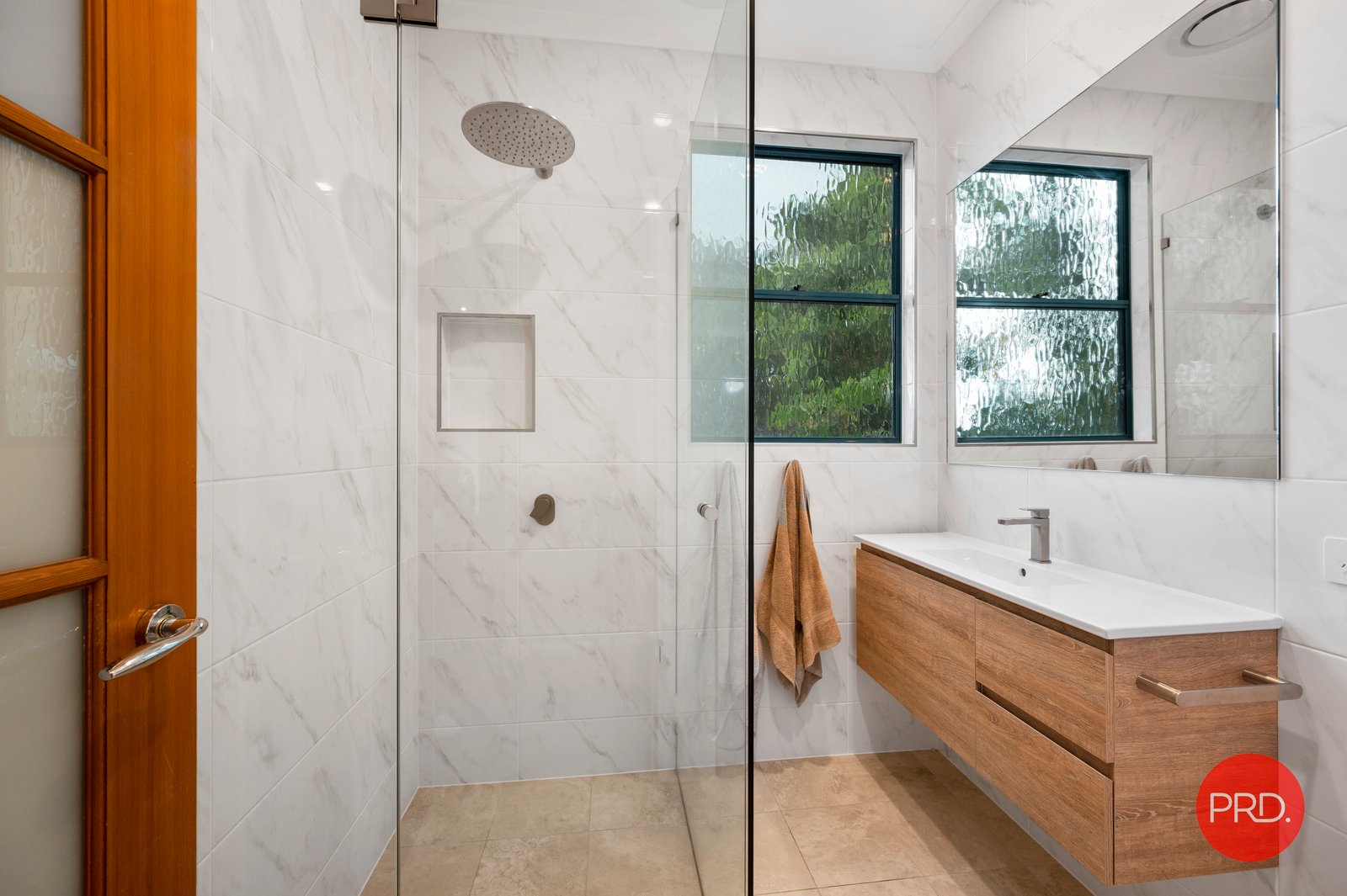 8 Sandy Beach Road KORORA 19