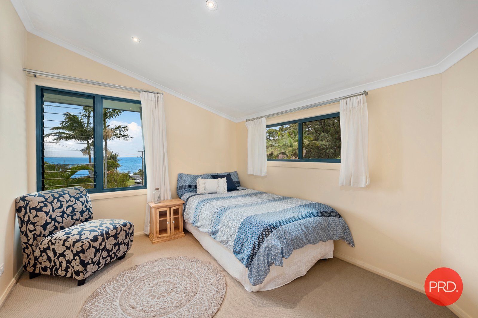8 Sandy Beach Road KORORA 20