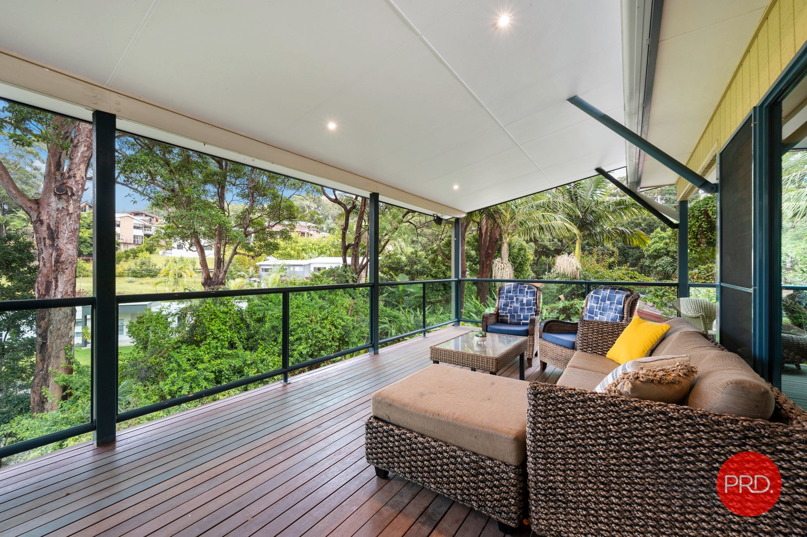 8 Sandy Beach Road KORORA 27