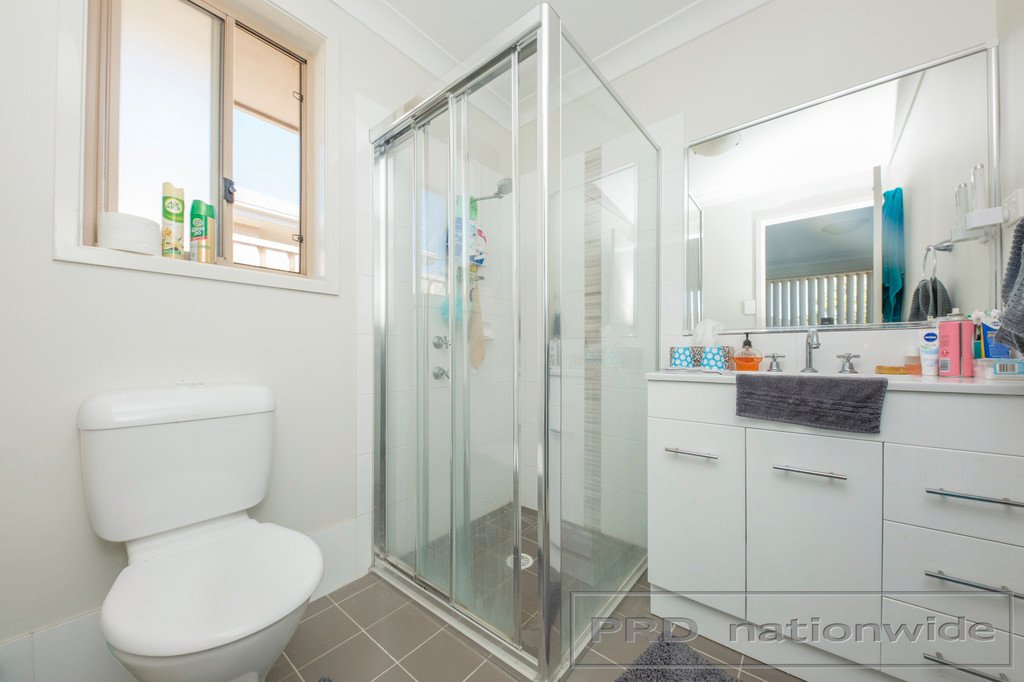 8 Sapphire Drive RUTHERFORD 6