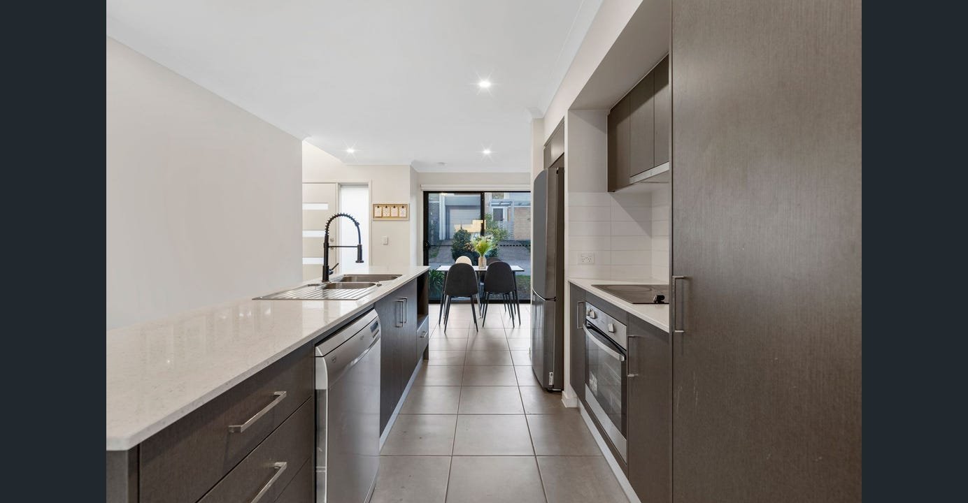 8 Savanna Gardens PIMPAMA 2