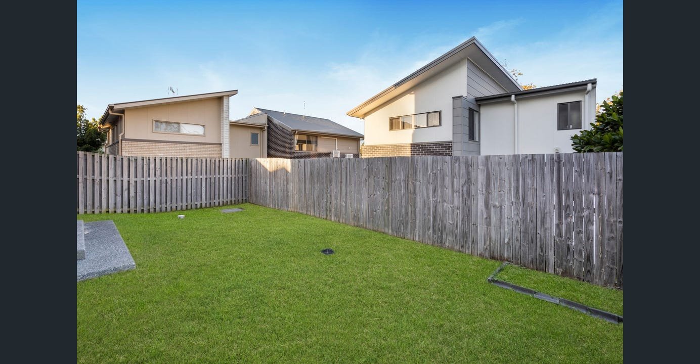 8 Savanna Gardens PIMPAMA 13
