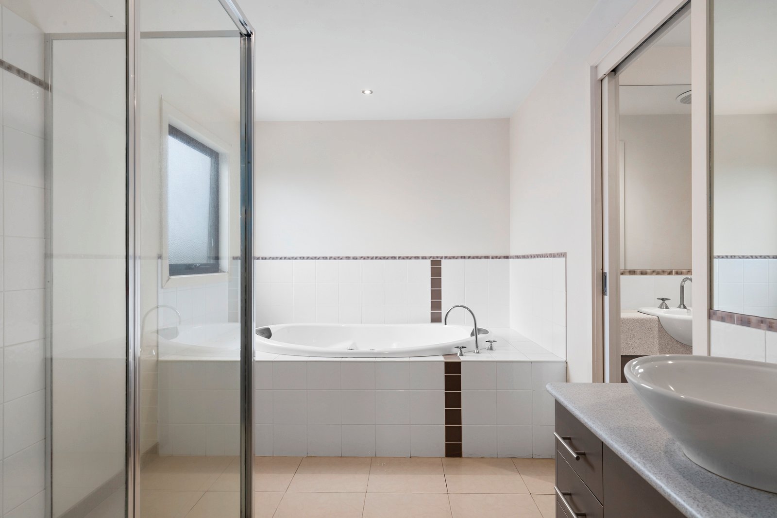 Real Estate and Property in 8 Sea Breeze Court, Ocean Grove, VIC