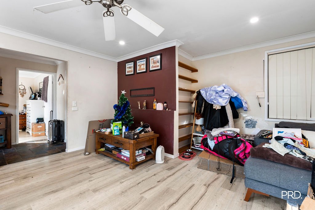 8 Seaton Crescent CRANEBROOK 4