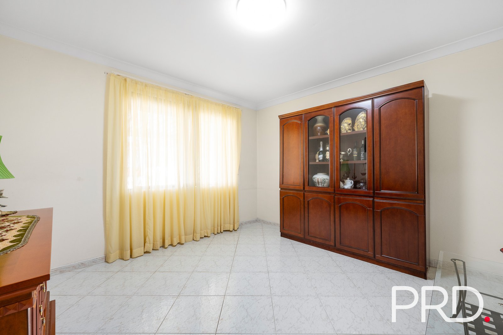 8 Segefield Place CASULA 5