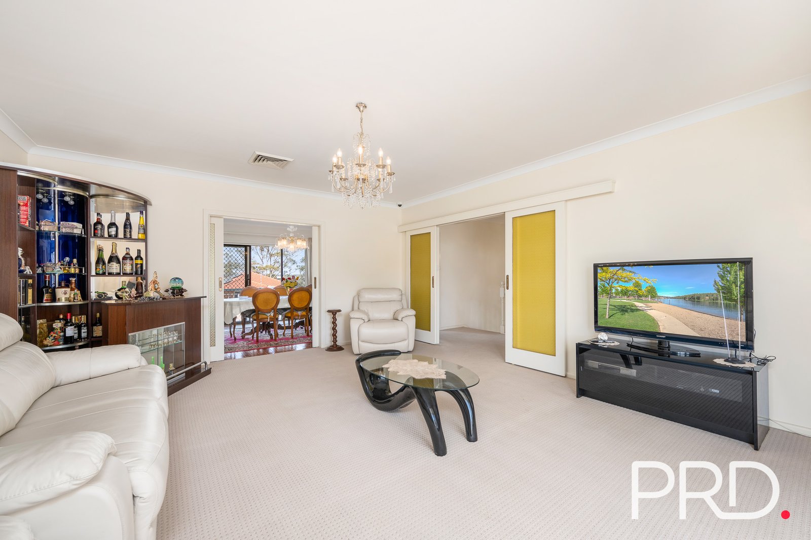 8 Segefield Place CASULA 9