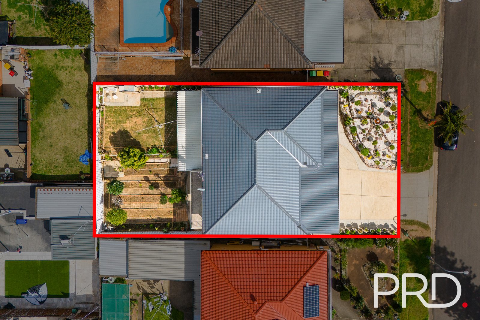 8 Segefield Place CASULA 18