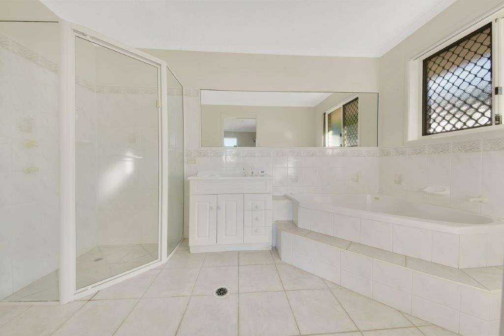 8 Selina Court TANNUM SANDS 3