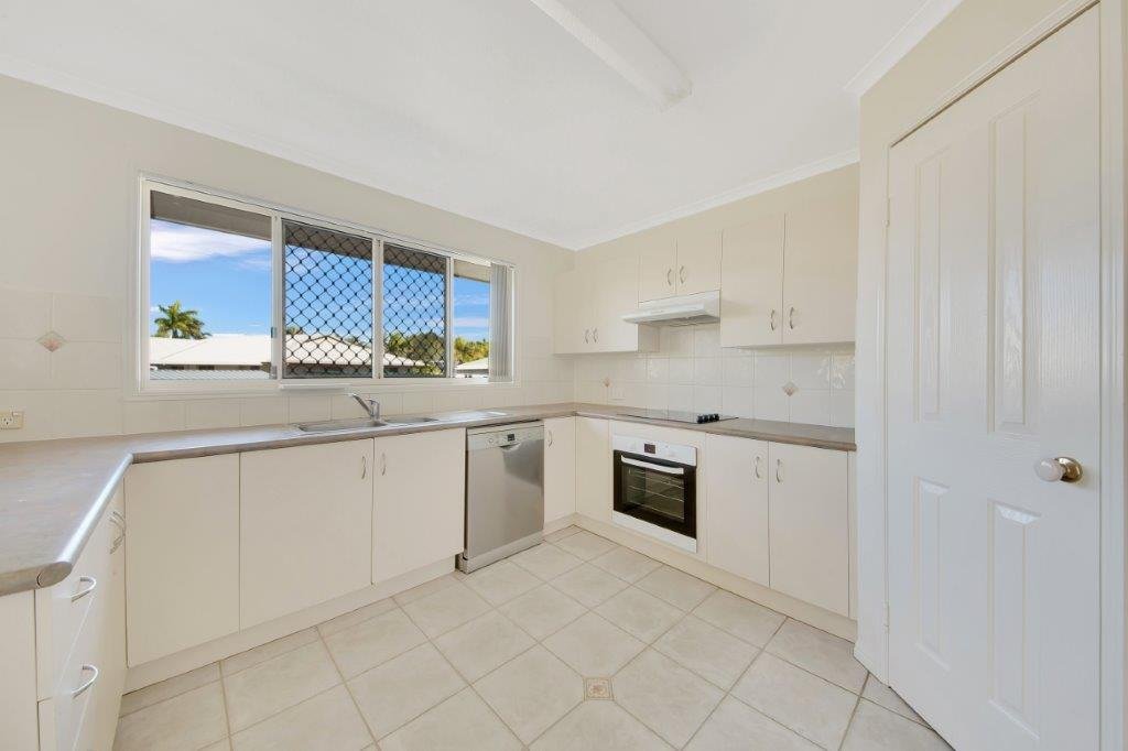 8 Selina Court TANNUM SANDS 4