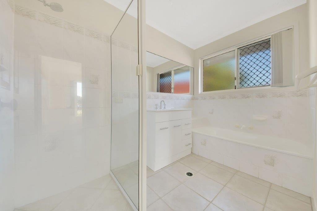 8 Selina Court TANNUM SANDS 7