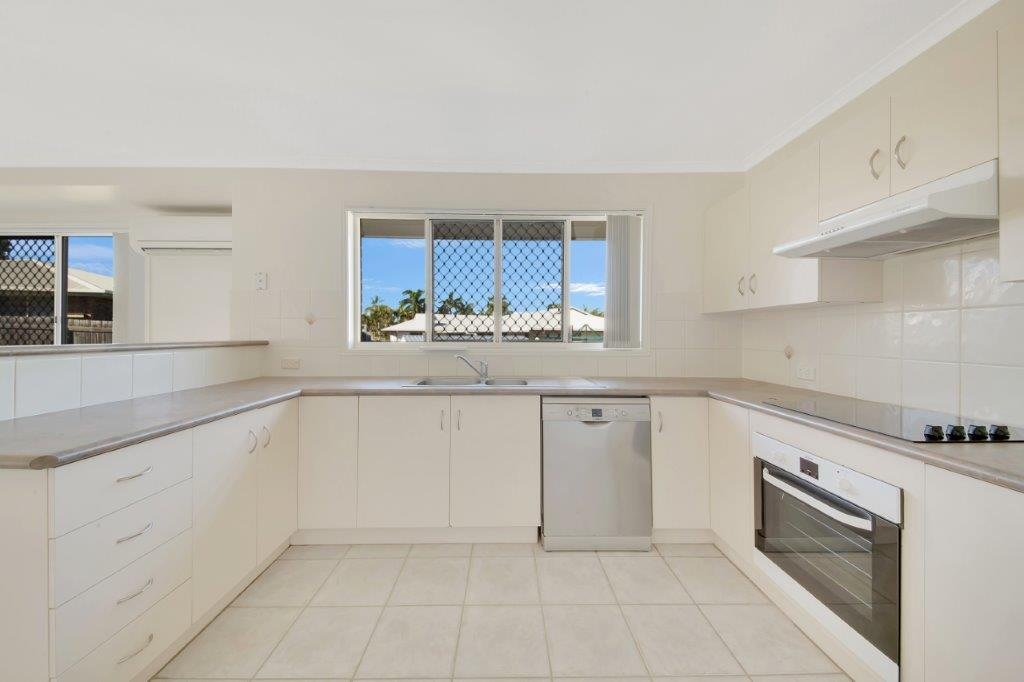 8 Selina Court TANNUM SANDS 14