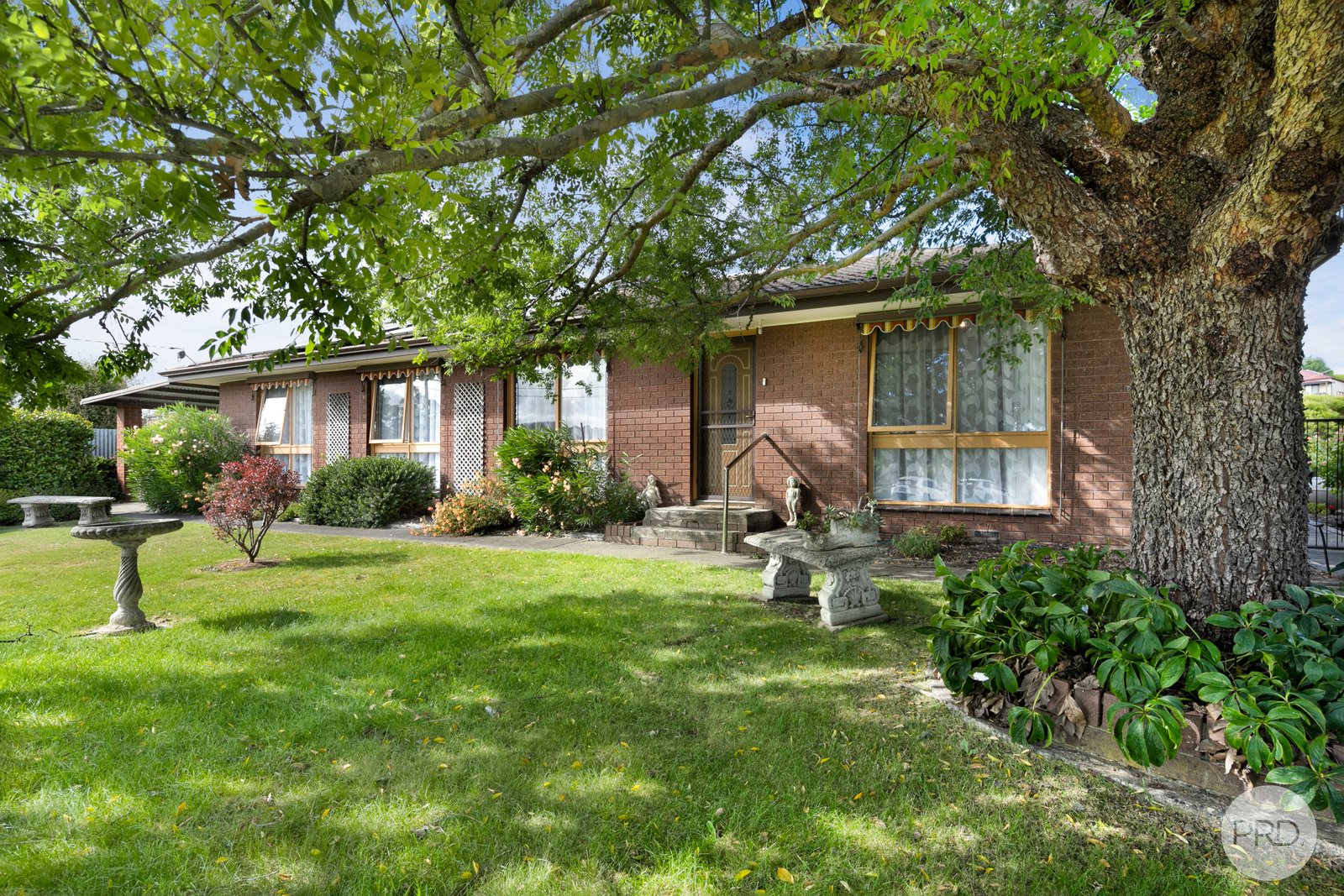 8 Semmens Avenue CRESWICK 16