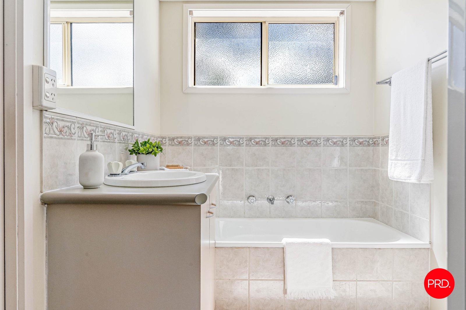 8 Settlers Place MAIDEN GULLY 9