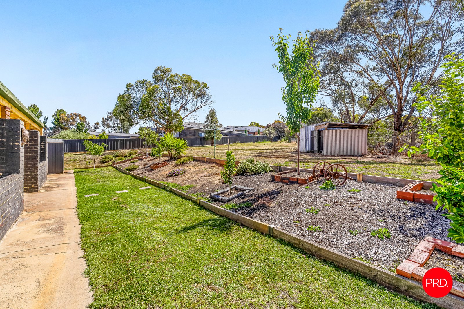 8 Settlers Place MAIDEN GULLY 15